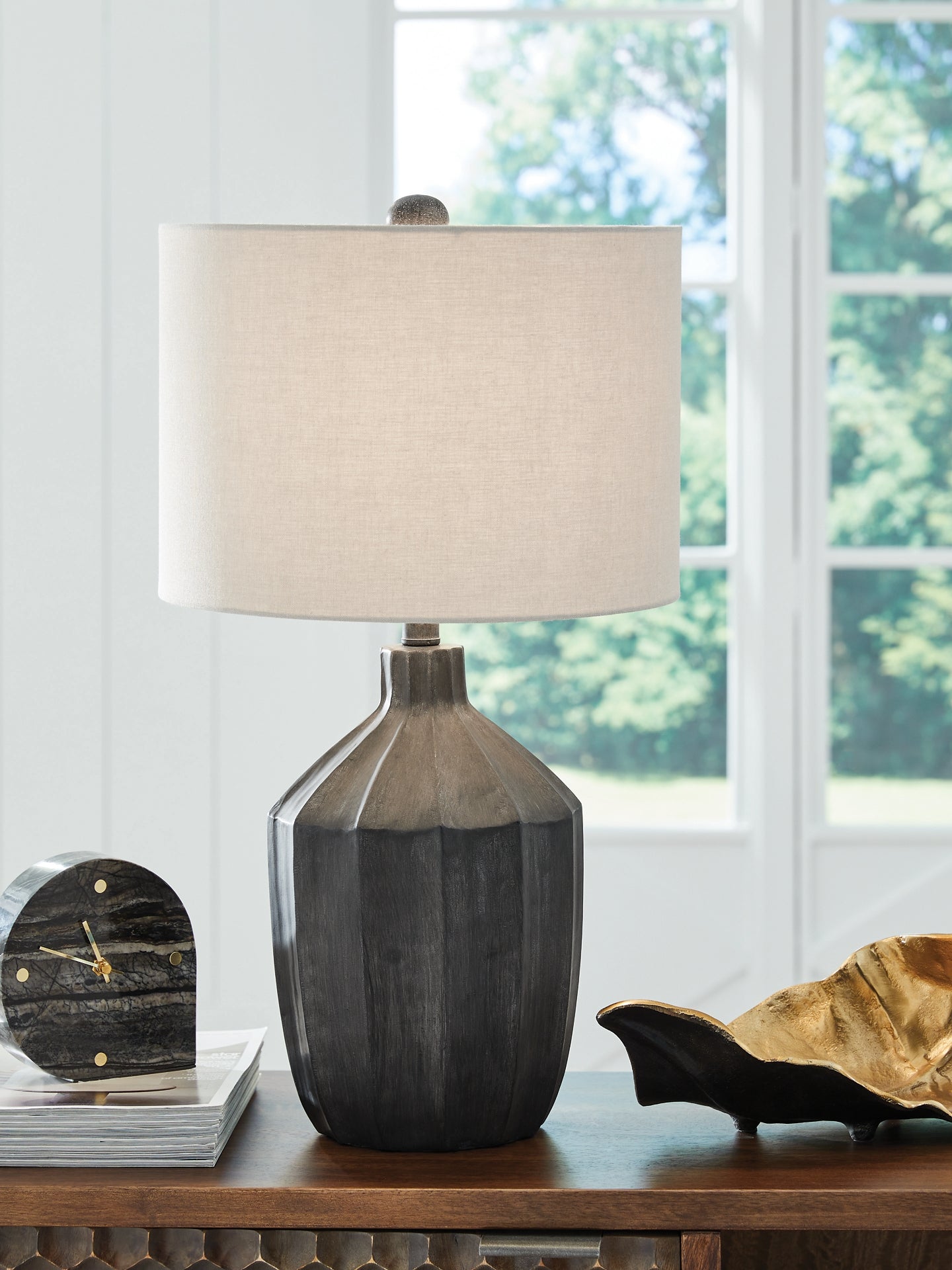 Jilton Poly Table Lamp (1/CN)