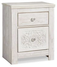 Load image into Gallery viewer, Paxberry Queen Panel Bed with Mirrored Dresser and 2 Nightstands
