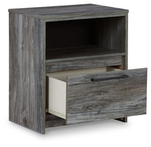 Load image into Gallery viewer, Baystorm King Panel Bed with Mirrored Dresser, Chest and 2 Nightstands
