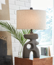 Load image into Gallery viewer, Danacy Paper Table Lamp (1/CN)
