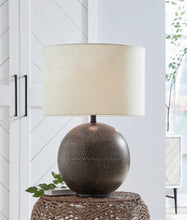 Load image into Gallery viewer, Hambell Metal Table Lamp (1/CN)
